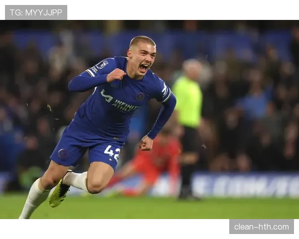 帕克执教富勒姆焕发新活力,球队英超赛场表现备受关注 帕克执教富勒姆焕发新活力,球队英超赛场表现备受关注